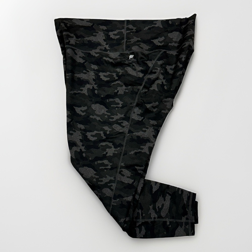 Fabletics Powerhold Mid Rise Leggings Size 2X Black Gray Green Camo EUC